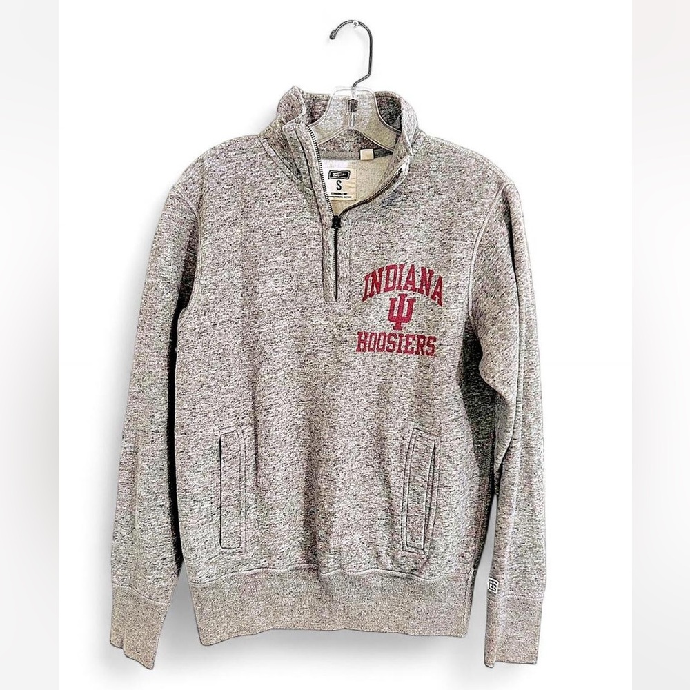 Indiana Hoosiers Gray Quarter-Zip Sweatshirt. Women’s Size Small.